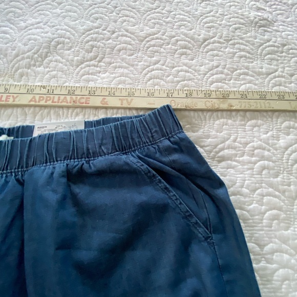 Croft & Barrow NWT Wide Leg Pull On Blue Chambray Cropped Pants Size XL - Picture 11 of 13